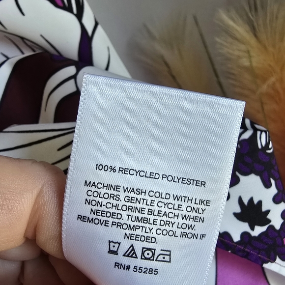 EXPRESS New Boyfriend Portofino Burgundy Floral Button Front Shirt SZ Medium - Picture 10 of 14